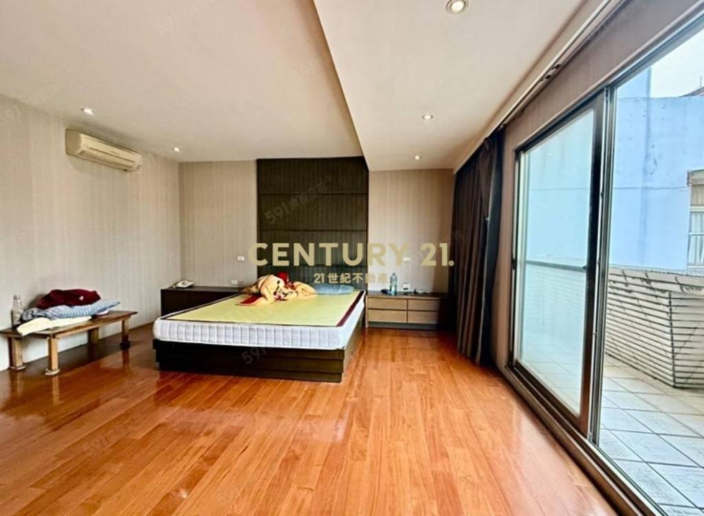 中壢區公所(大面寬大地坪)稀有別墅