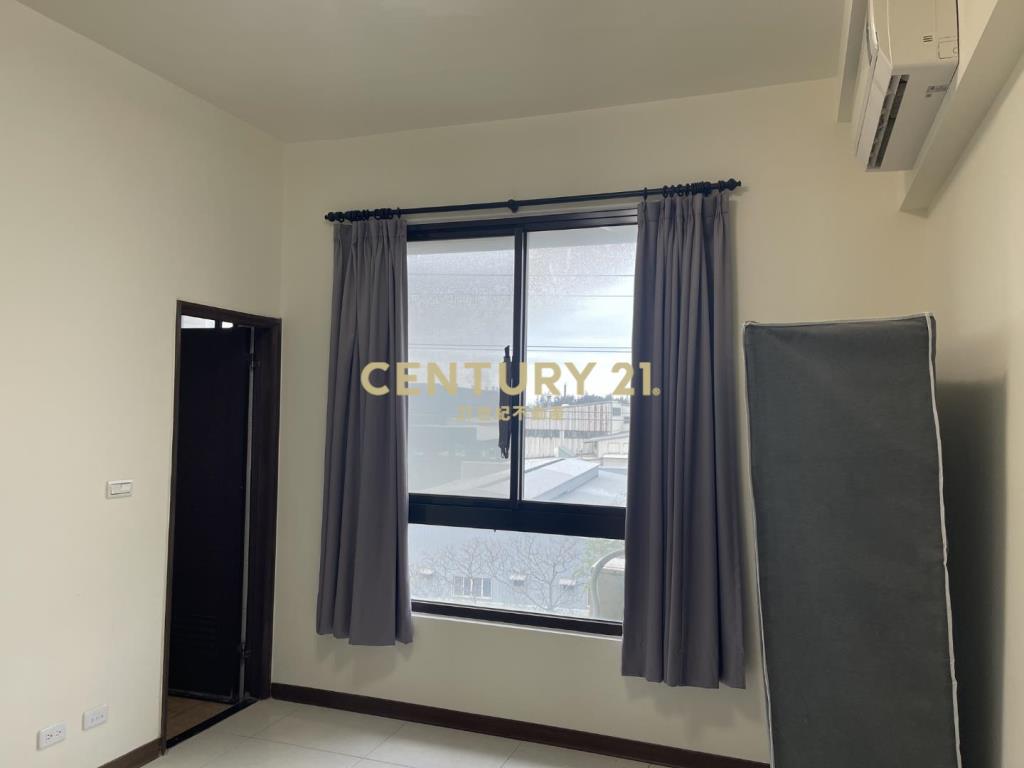 草漯華廈三房車