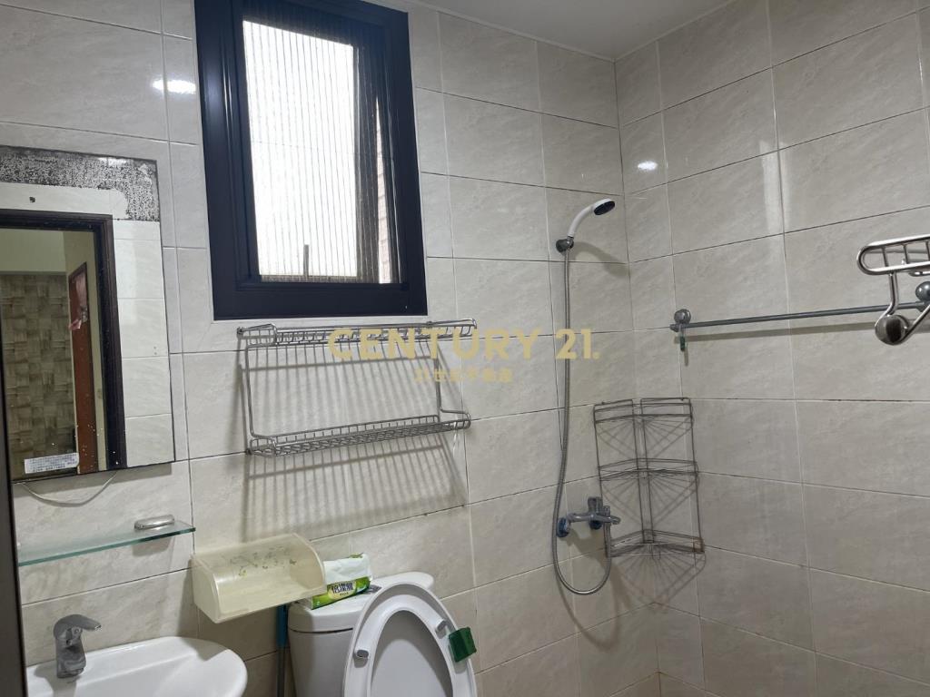 草漯華廈三房車