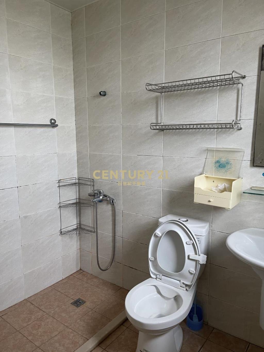 草漯華廈三房車