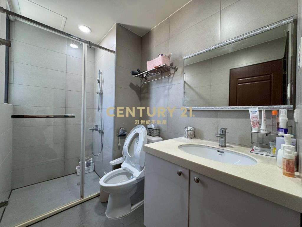 中壢~日式北歐風~2房+平面車位