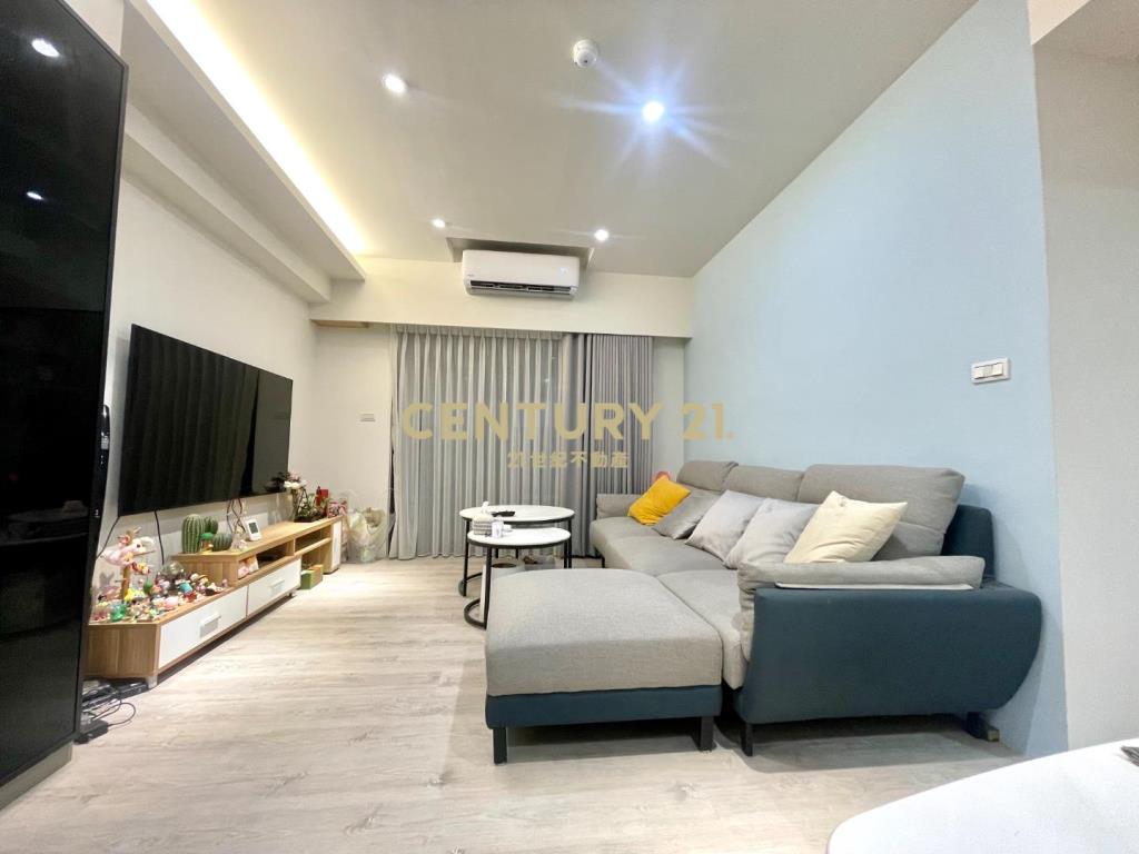 過嶺佳泰超級郡大露台二房車