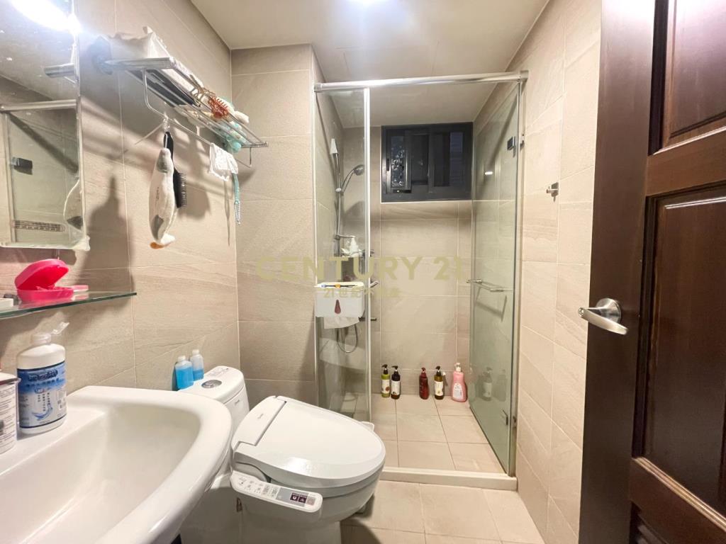 過嶺佳泰超級郡大露台二房車