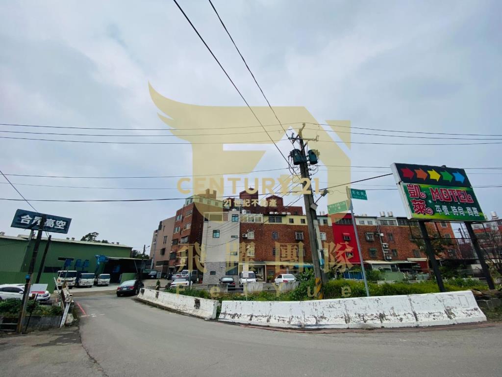 楊梅交流道買農地&送全新倉庫*C*