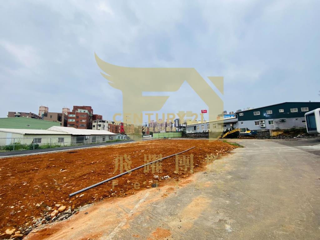 楊梅交流道買農地&送全新倉庫*C*