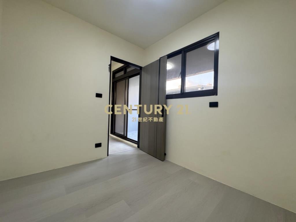 東安雙學區全新整理室內停車美透天