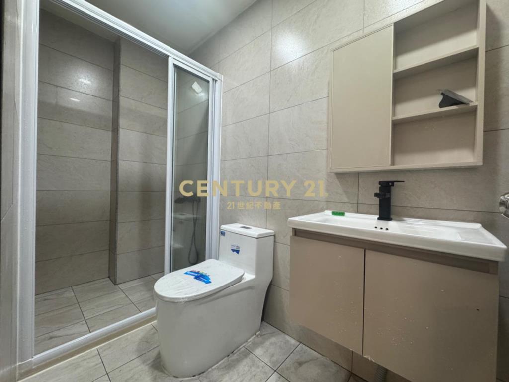 東安雙學區全新整理室內停車美透天