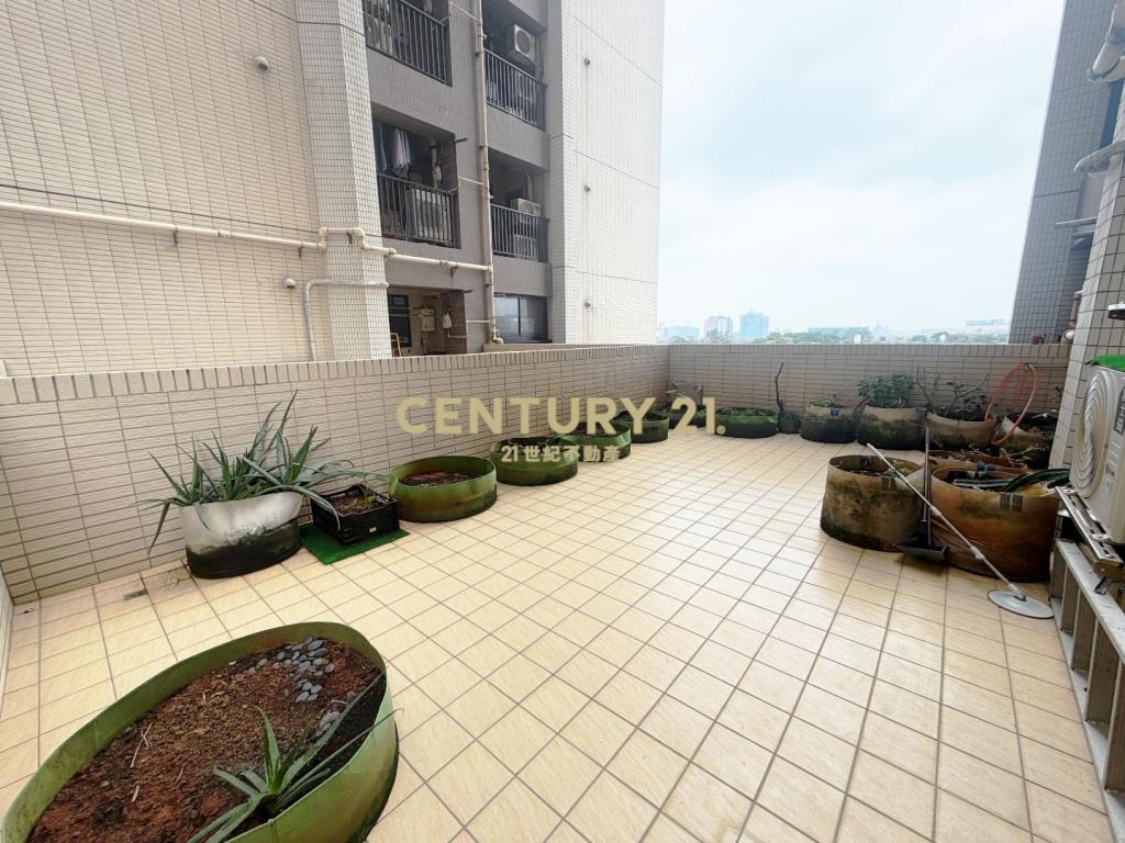 大園客運園區、景觀兩房車、還送大露臺