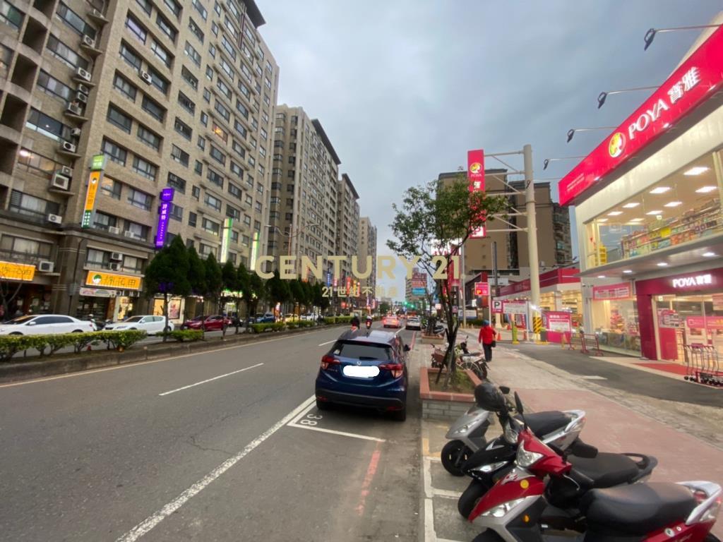 環中商圈稀有10米面寬連鎖收租店面