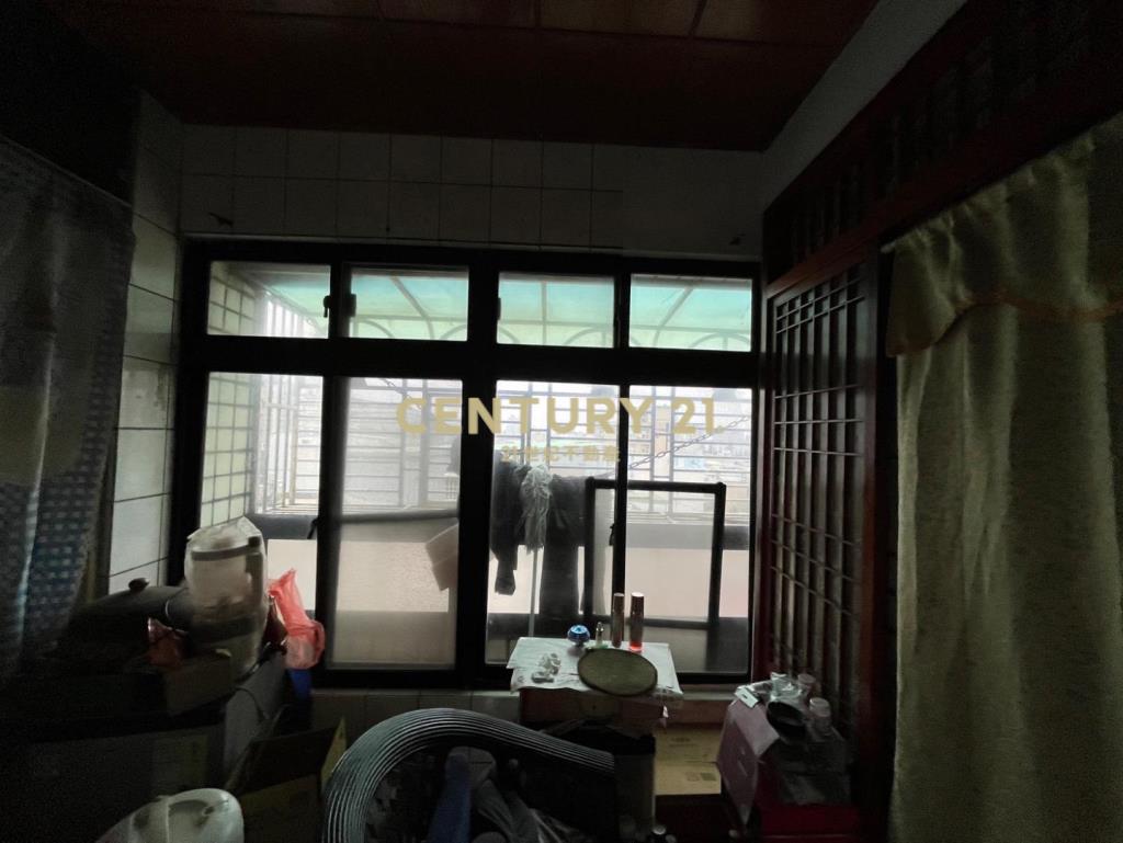 近中壢中正國小旁電梯華廈