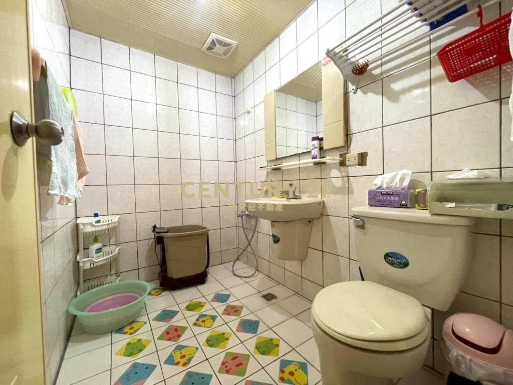 鳳鳴三元市場旁3房電梯雙車位