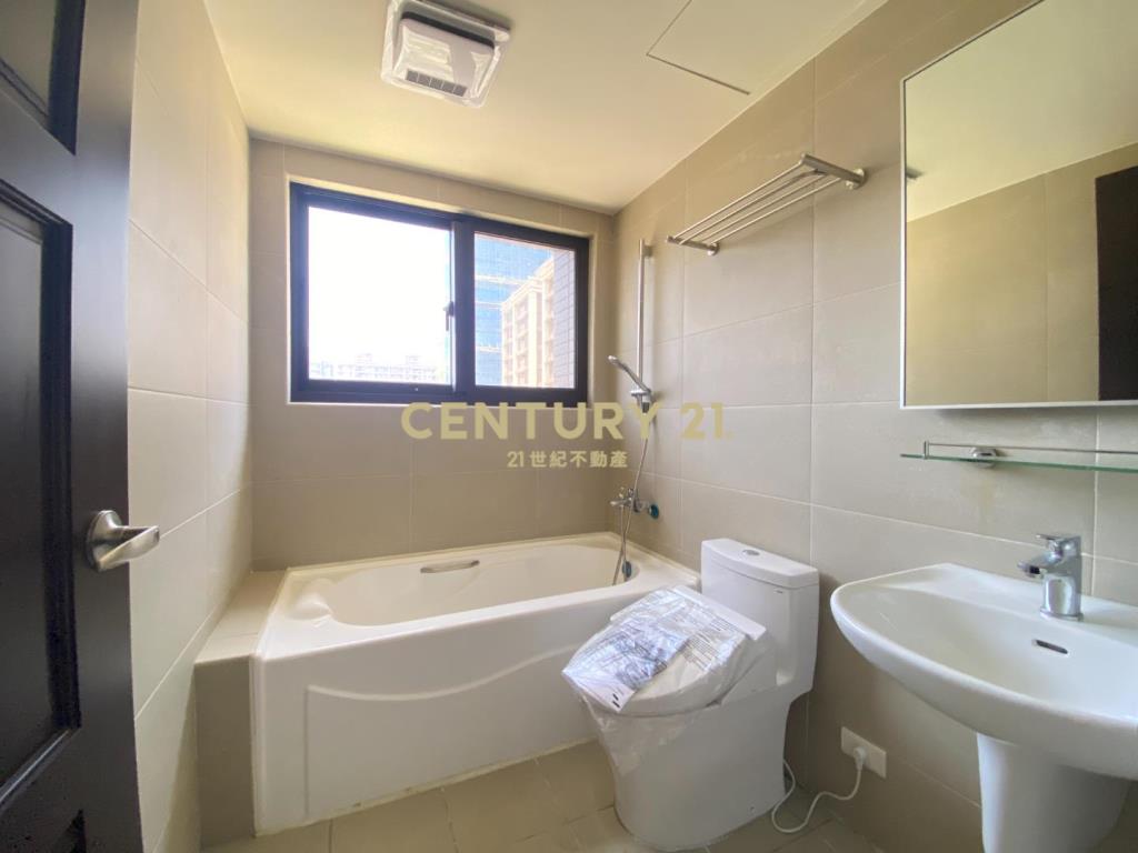 【專任】過嶺傳佳緻全新3房車