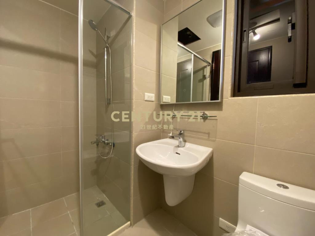 【專任】過嶺傳佳緻全新3房車