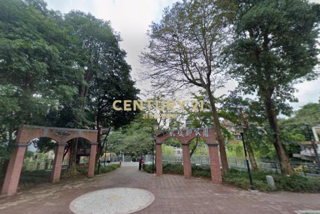 汐止車站歐式中庭3房+車位(琉森湖)