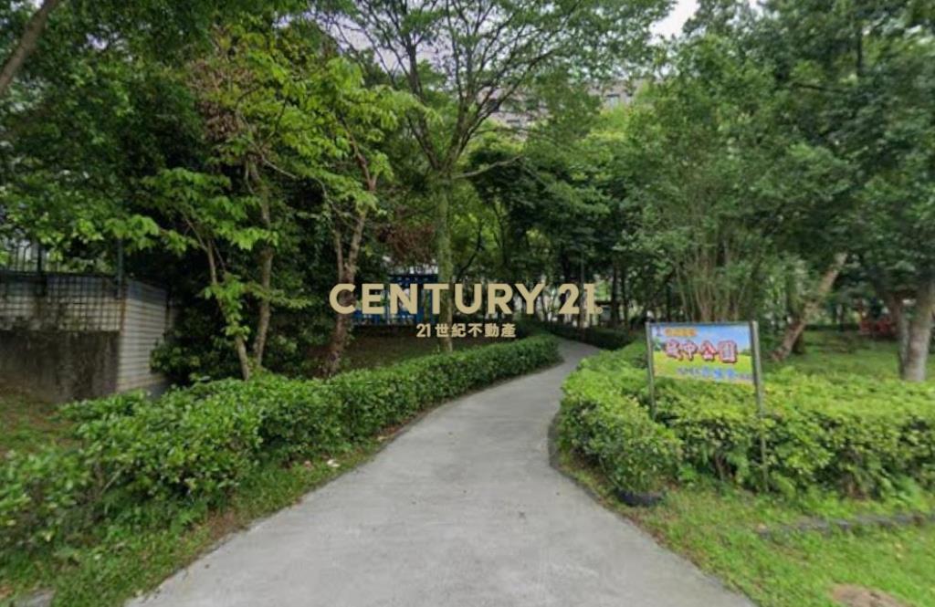 汐止車站歐式中庭3房+車位(琉森湖)