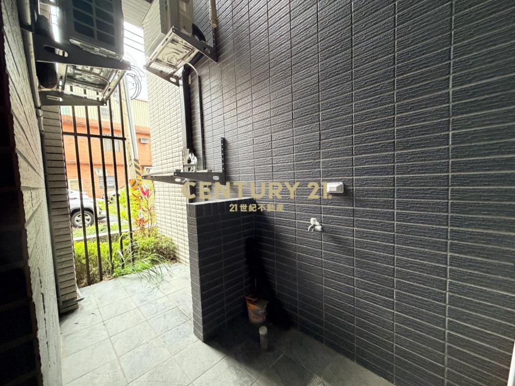 楊梅車站｜質感復古風格店面｜精緻裝潢