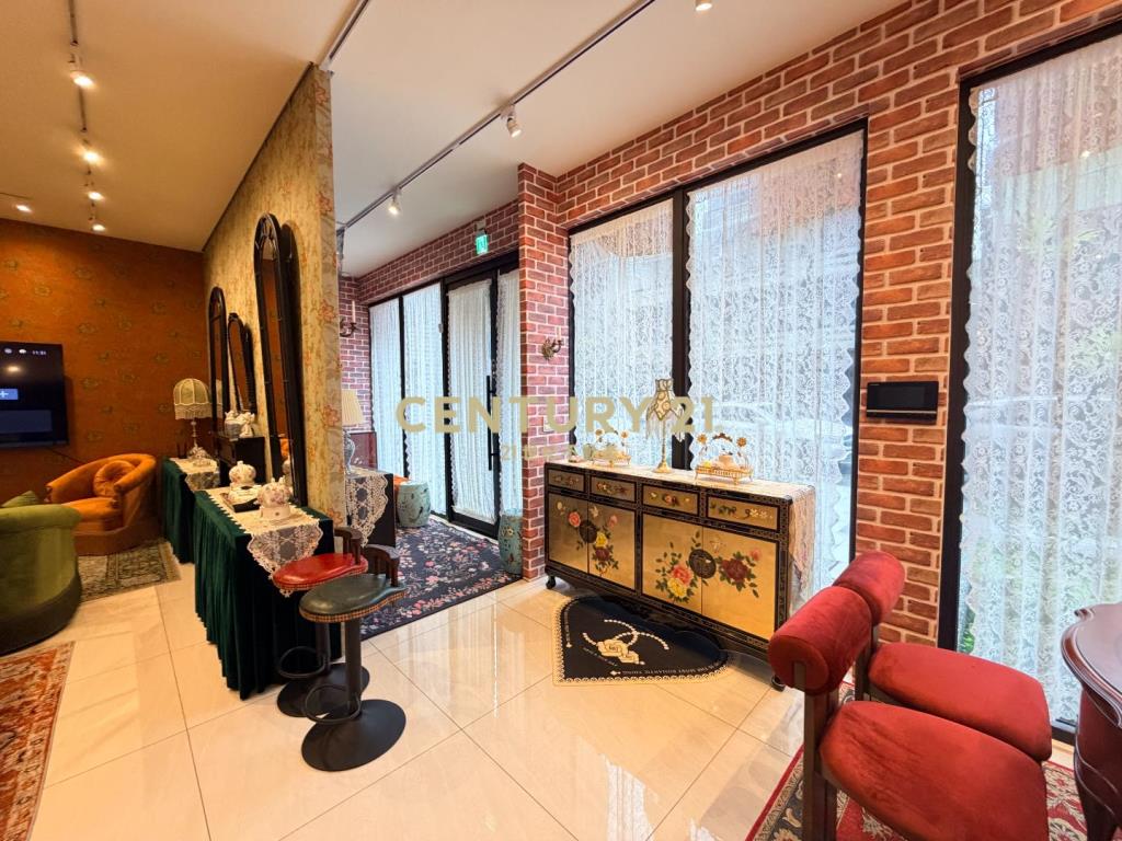 楊梅車站｜質感復古風格店面｜精緻裝潢