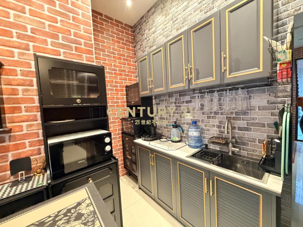 楊梅車站｜質感復古風格店面｜精緻裝潢