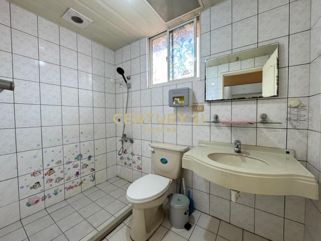 大漢新台北學區宅四車房