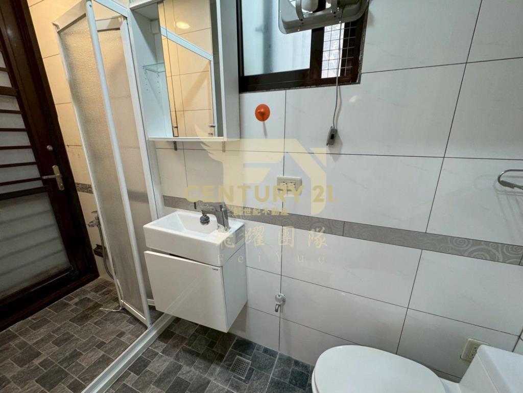 【楊梅埔心】近交流道7套房收租透天