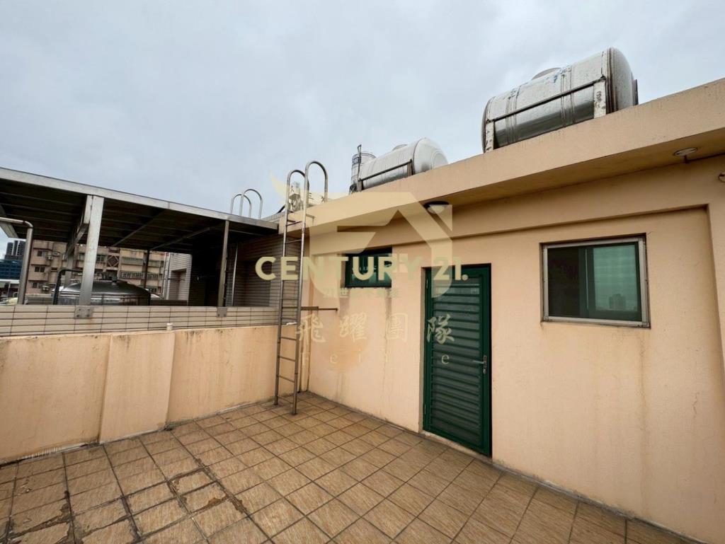 【楊梅埔心】近交流道7套房收租透天