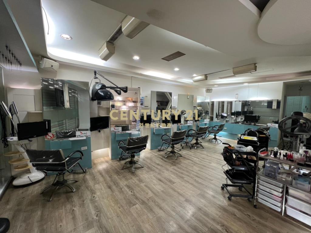 華勛市場雙拼面寬住店