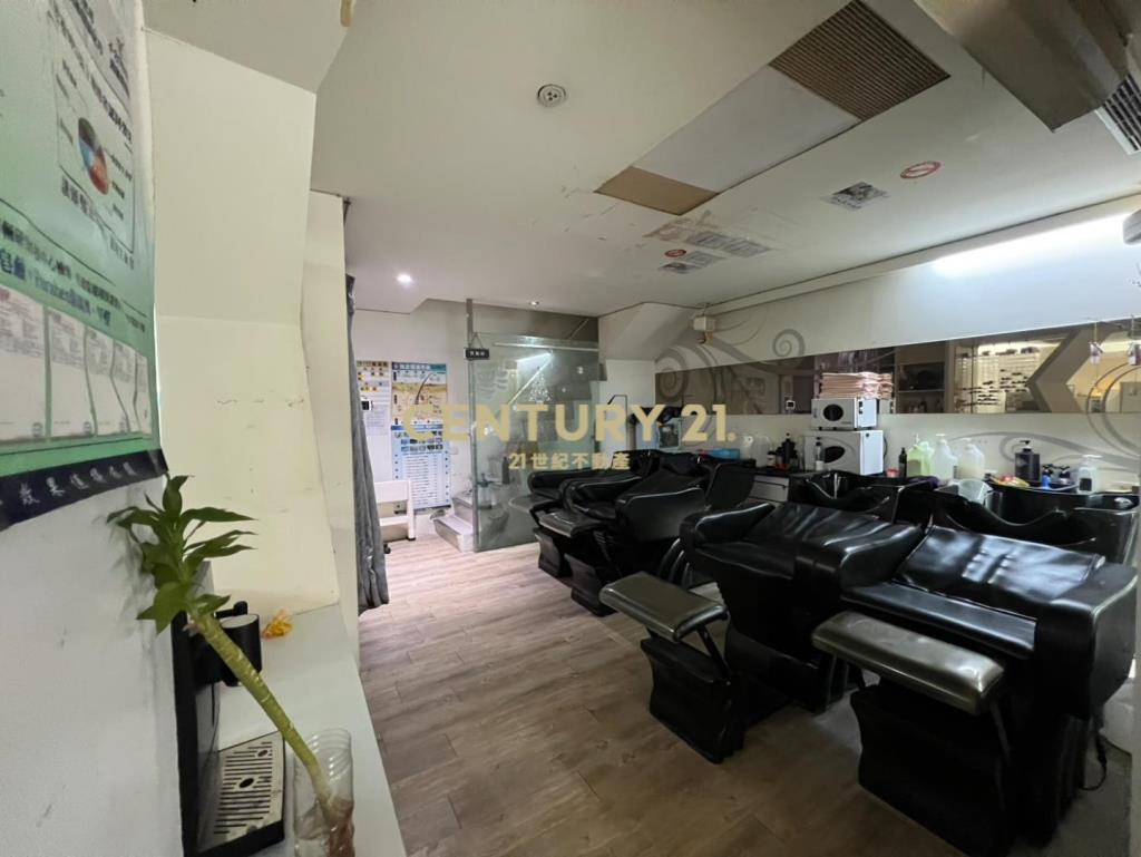 華勛市場雙拼面寬住店