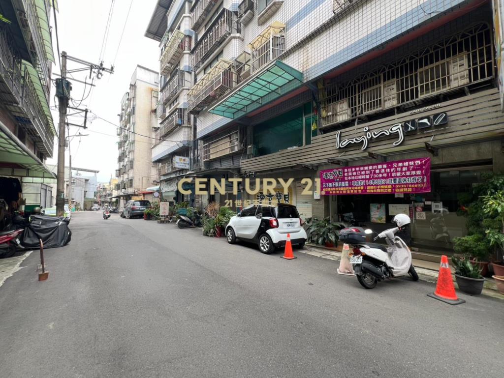 華勛市場雙拼面寬住店