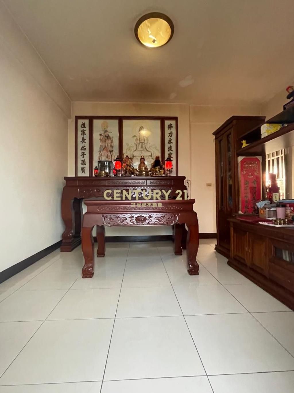 獨家銷售-中壢福鎮二期精美裝潢大車位別墅