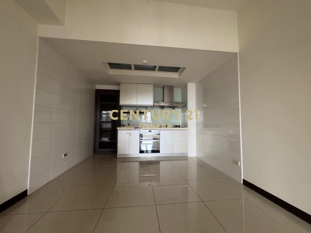 鴻築吾江四房雙車位