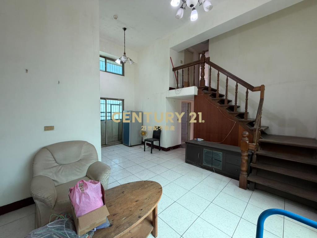 近高榮工業區低總價4房美華廈