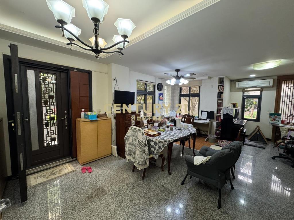 青埔A17旁庭園雙拼豪華別墅