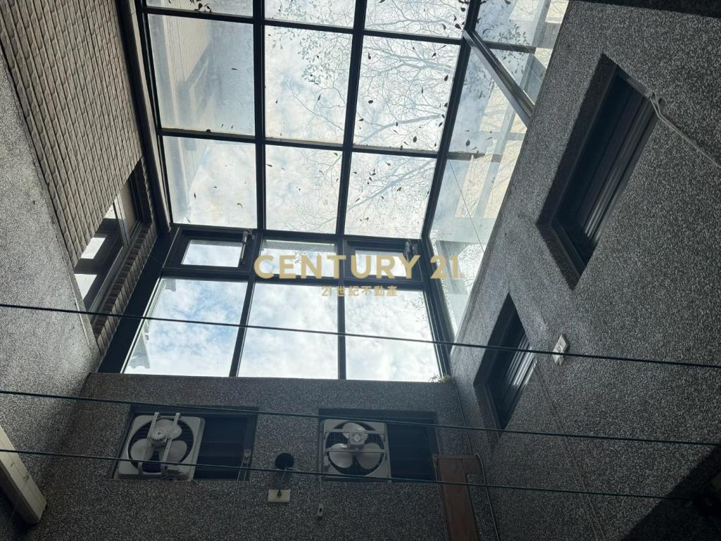 青埔A17旁庭園雙拼豪華別墅