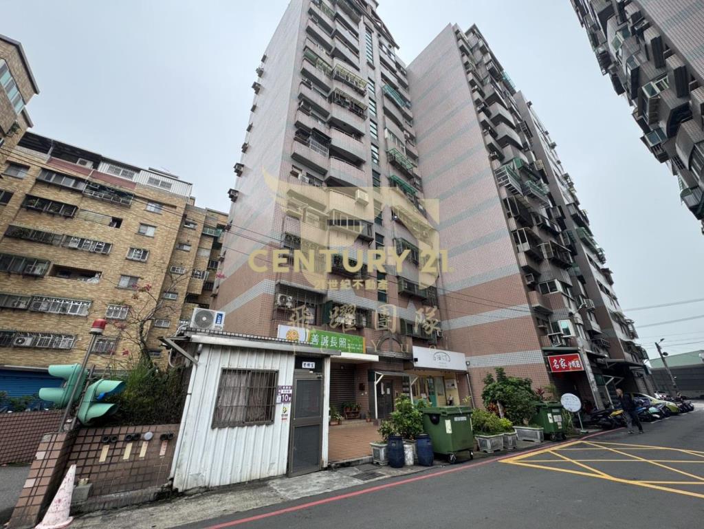 八德廣豐新天地旁~交流道低總價三房