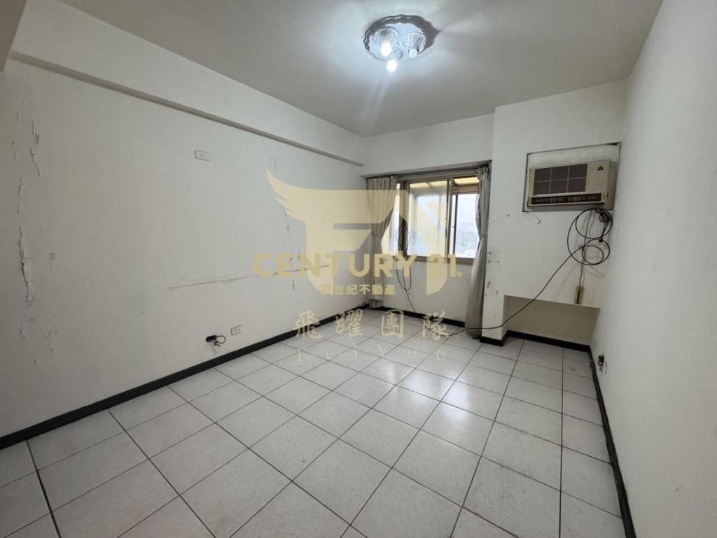 八德廣豐新天地旁~交流道低總價三房