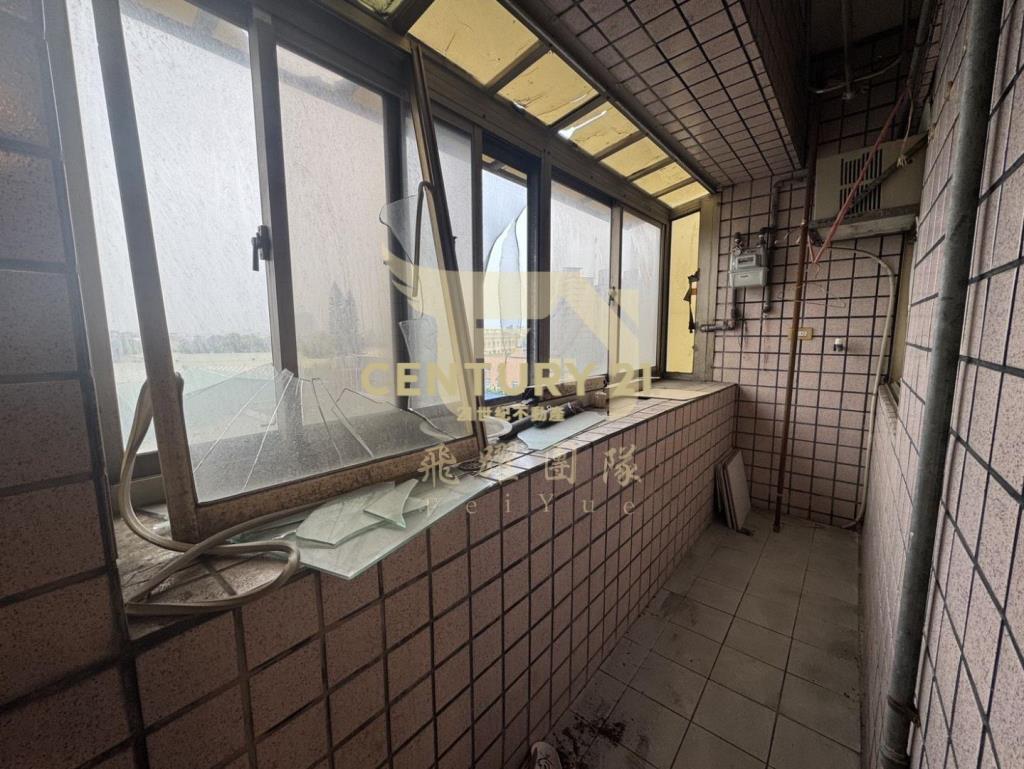 八德廣豐新天地旁~交流道低總價三房