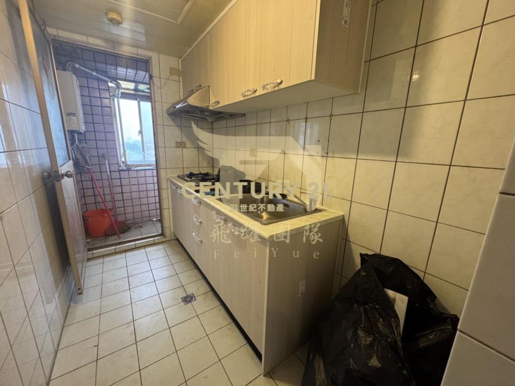 八德廣豐新天地旁~交流道低總價三房