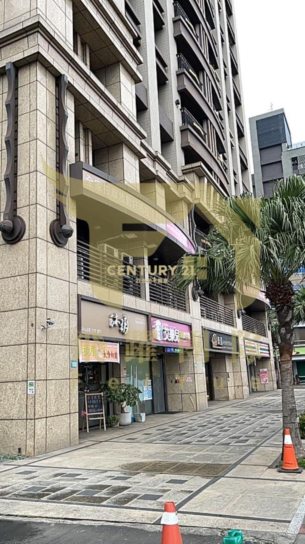 蘆洲捷運站旁 1+2樓雙車位店面