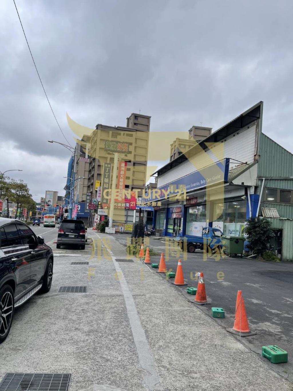 蘆洲捷運站旁 1+2樓雙車位店面