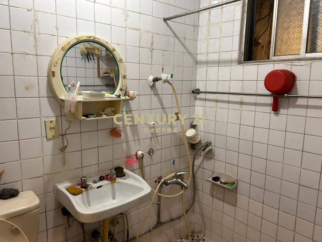 板橋溪崑低樓層公寓(近樹林車站)