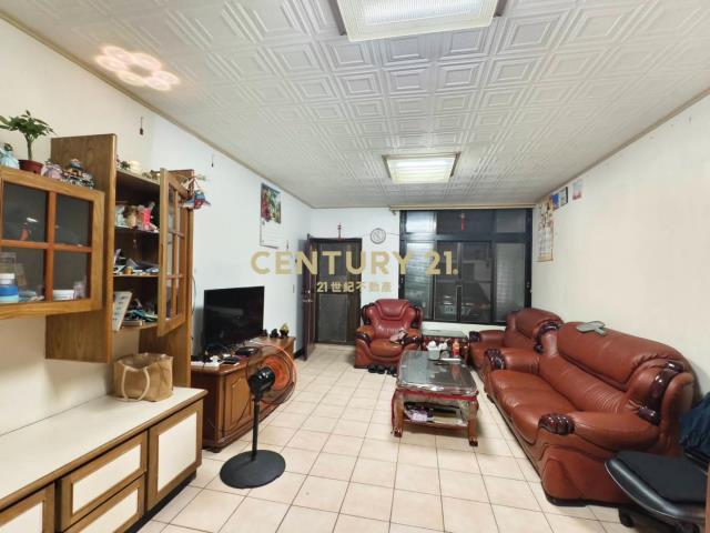 桃園後火站邊間有孝親房美透天