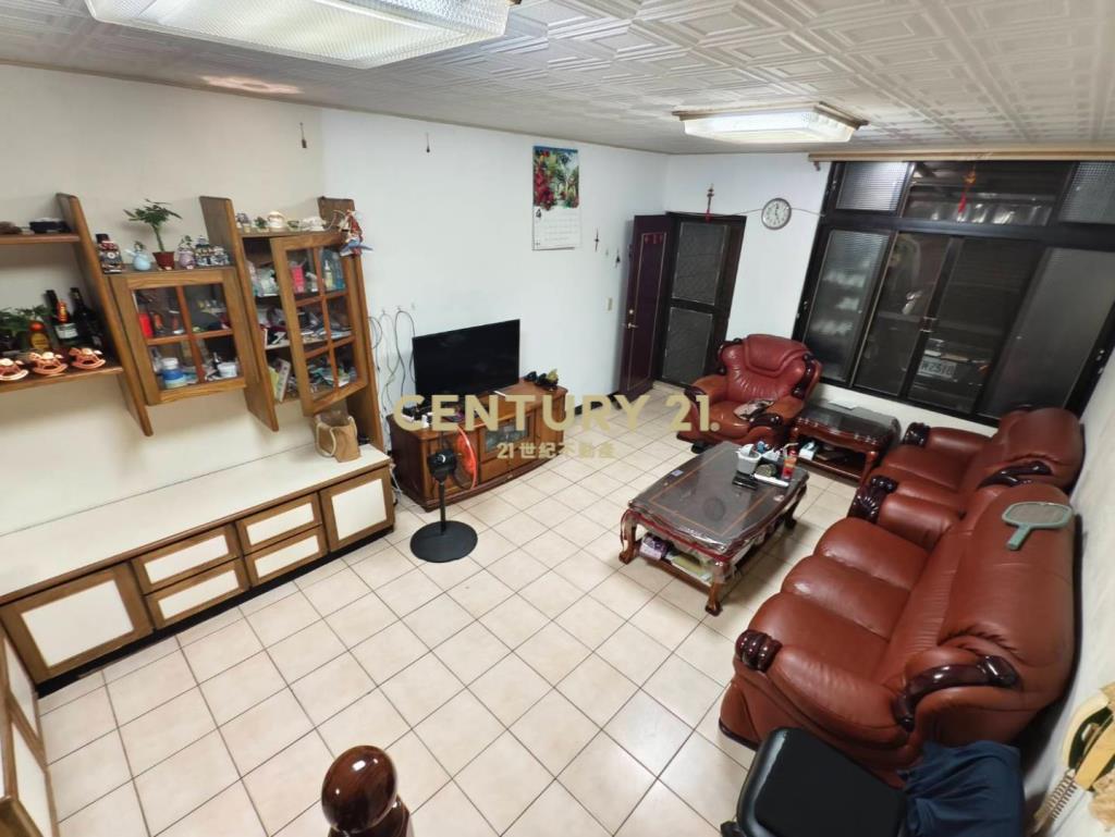 桃園後火站邊間有孝親房美透天