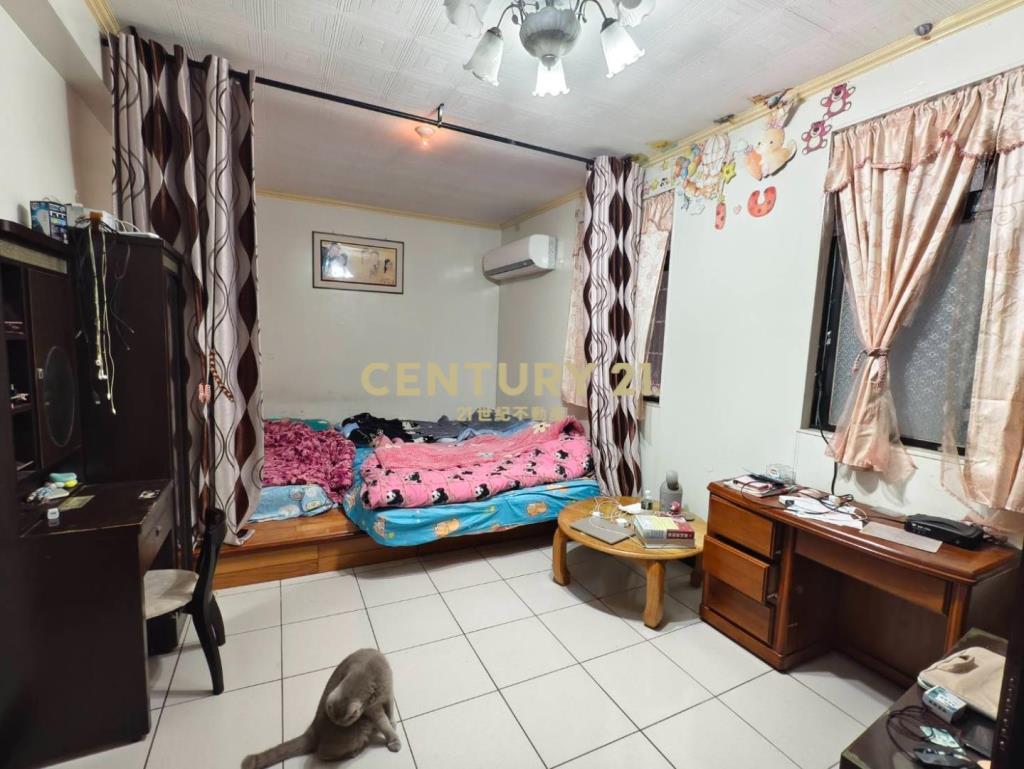 桃園後火站邊間有孝親房美透天