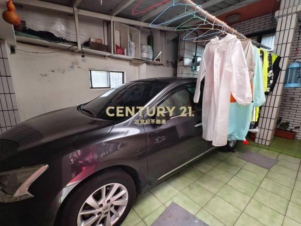 桃園後火站邊間有孝親房美透天