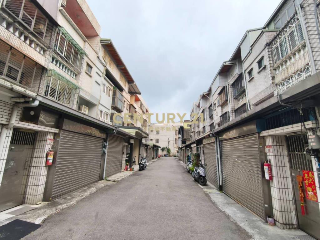 桃園後火站邊間有孝親房美透天