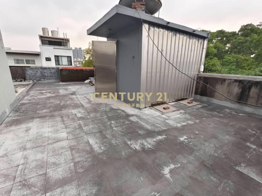 桃園後火站邊間有孝親房美透天