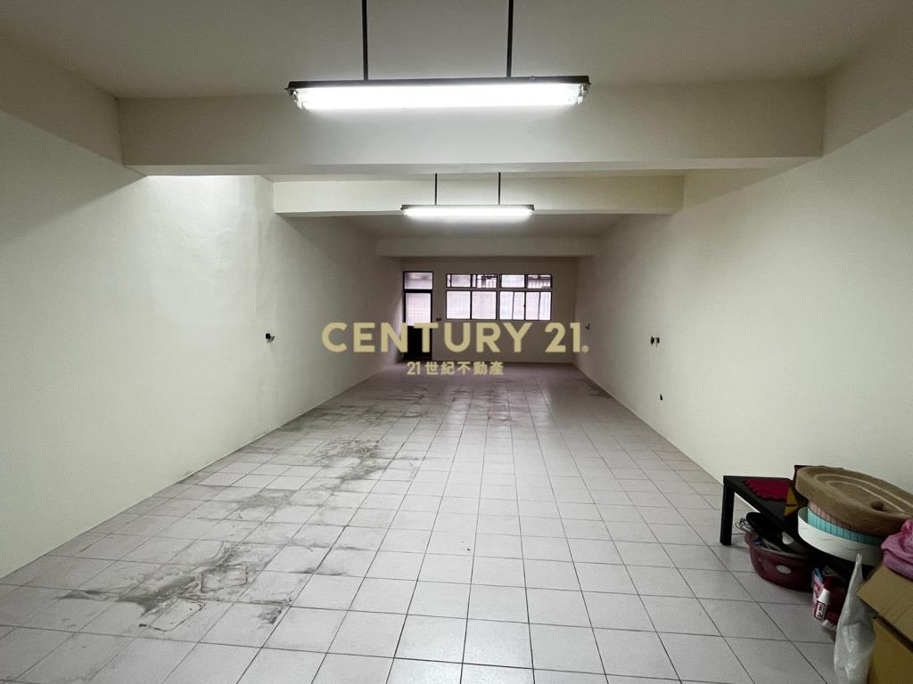 龍潭中興商圈活巷透天