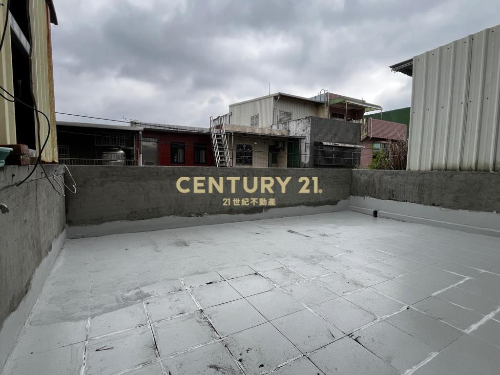 龍潭中興商圈活巷透天