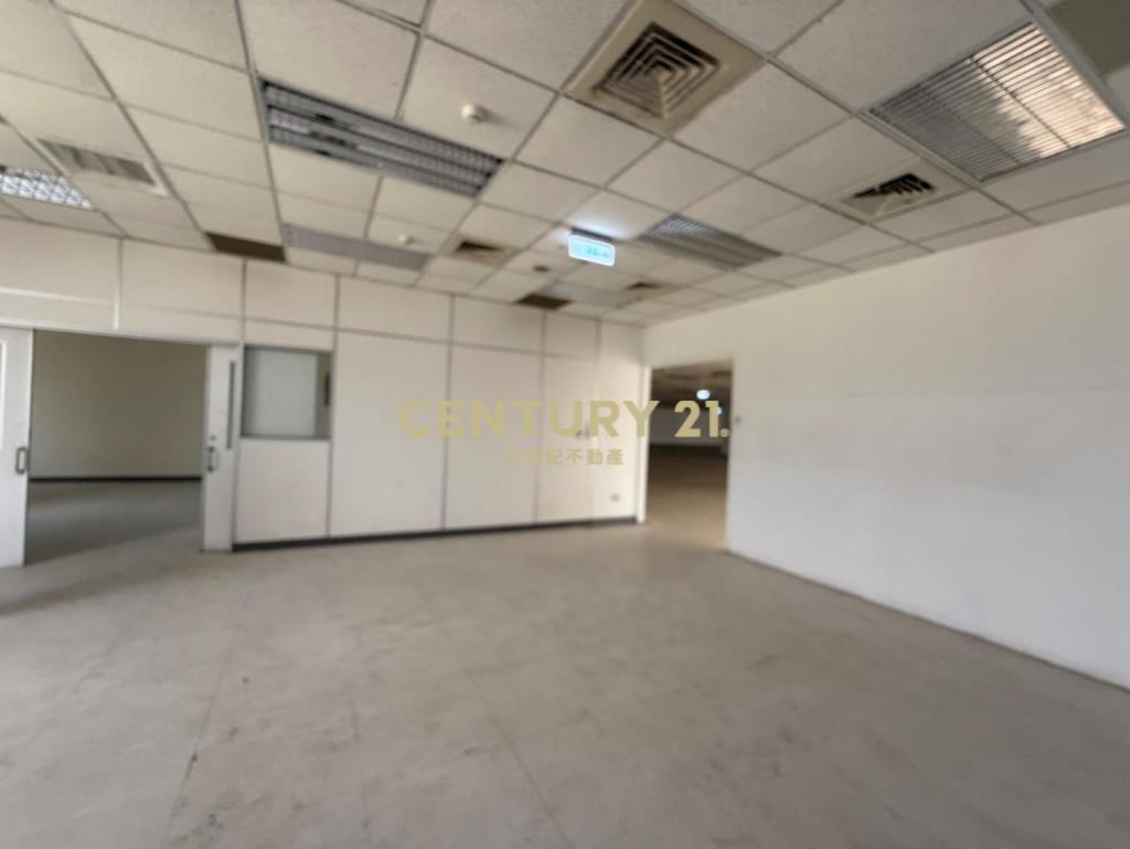 正中壢工業區新穎的廠辦