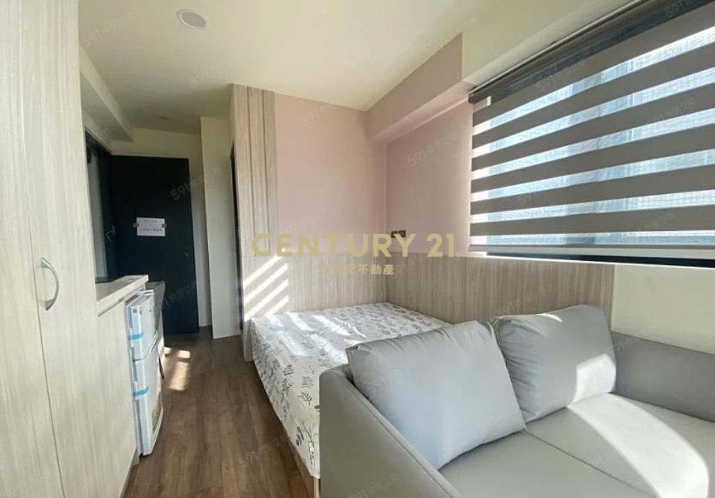 台中北區面公園全新精裝雙套房+專用大露臺